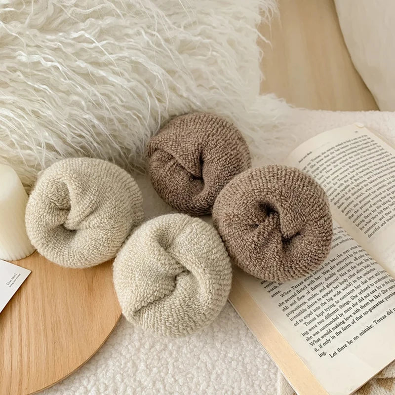 5 Pairs Winter Thickened Wool Socks Women’s Breathable Comfortable Plush Low Tube Snow Socks Korean Simple Warm Cashmere Socks